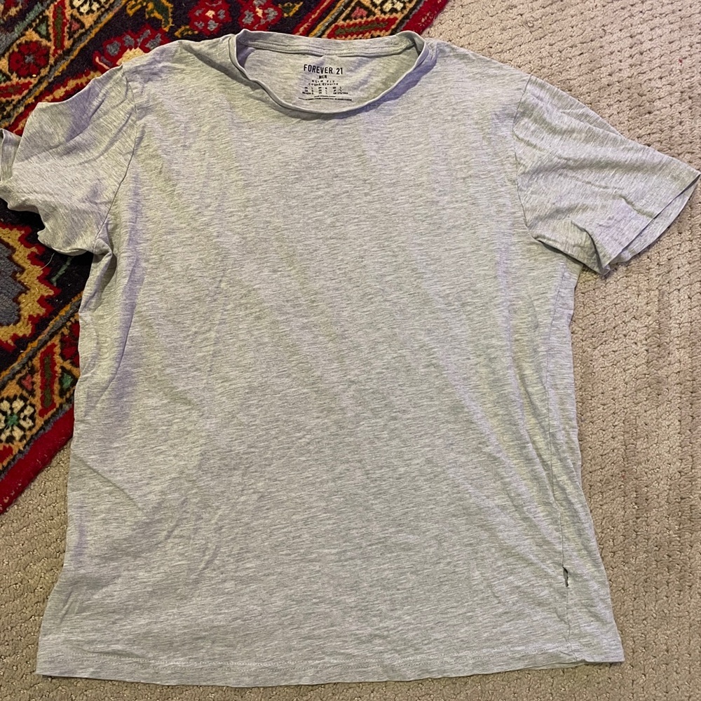 Forever 21 Light Gray Men's Short Sleeve Tee